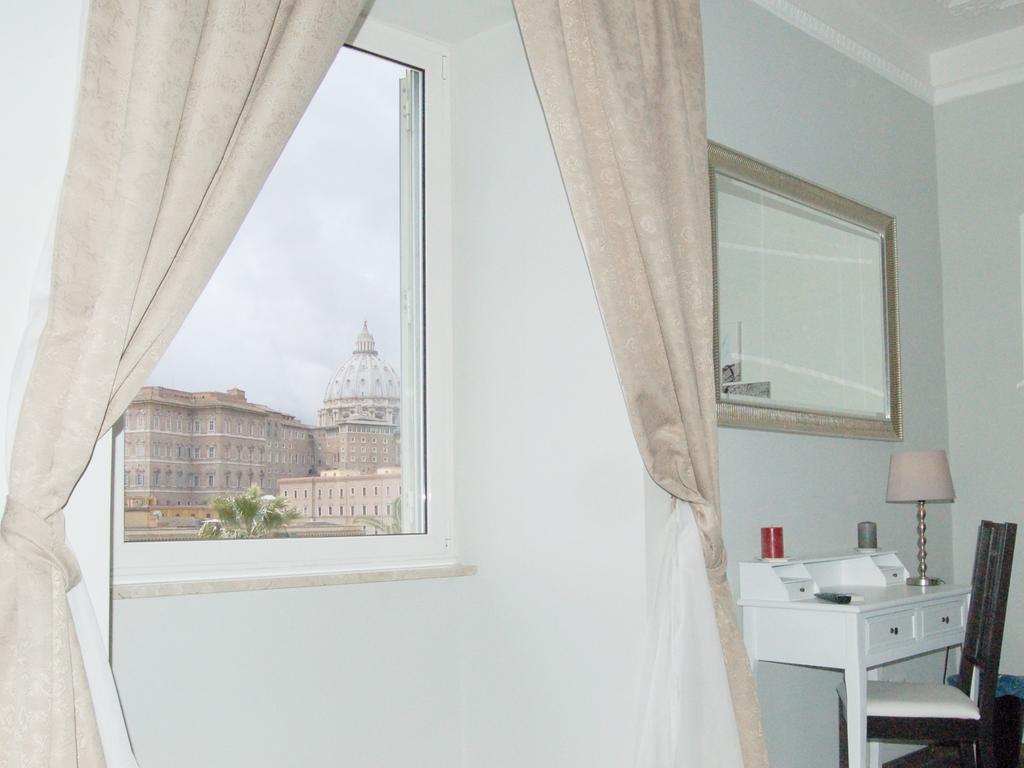 Luiza Vatican House Roma